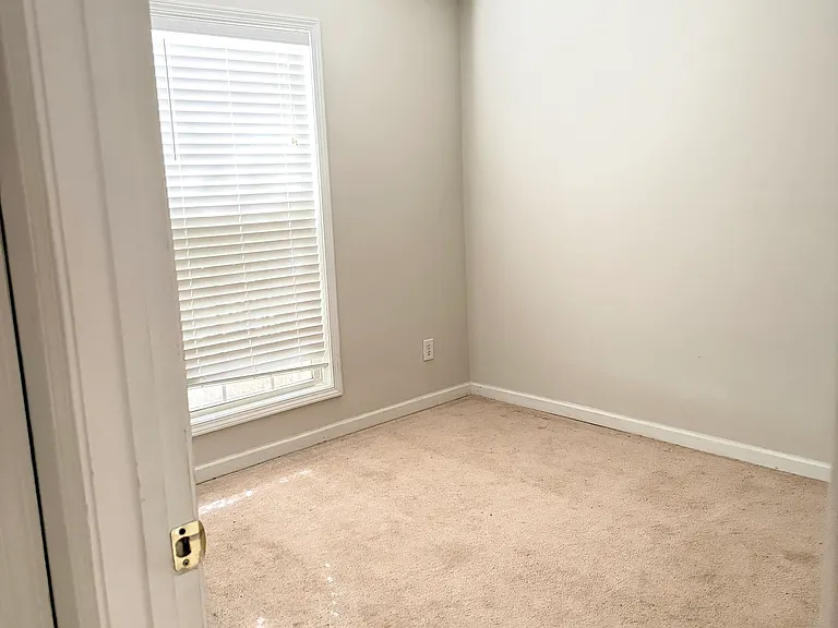 128 Shadowbrooke Cir — Photo 20