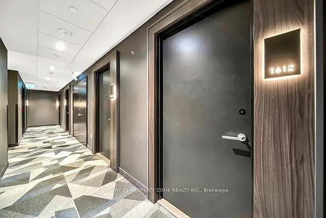 5 Wellington St S #1612 — Photo 5