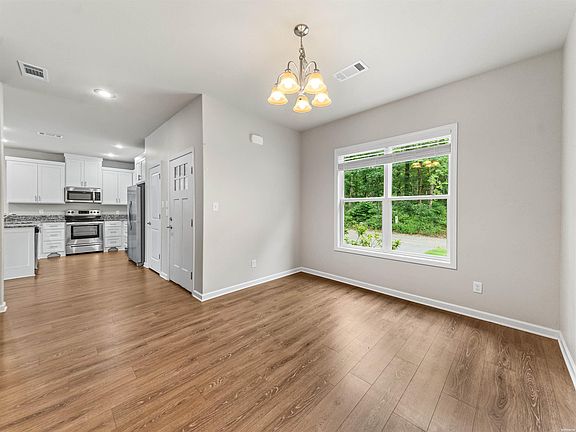 3rd image of 105 & 109 Pocola Dr #102-106
