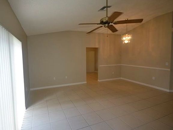 4th image of 7305 NW 24th St #1
