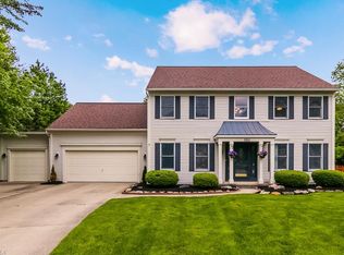 585 Wedgewood Dr, Avon Lake, OH 44012