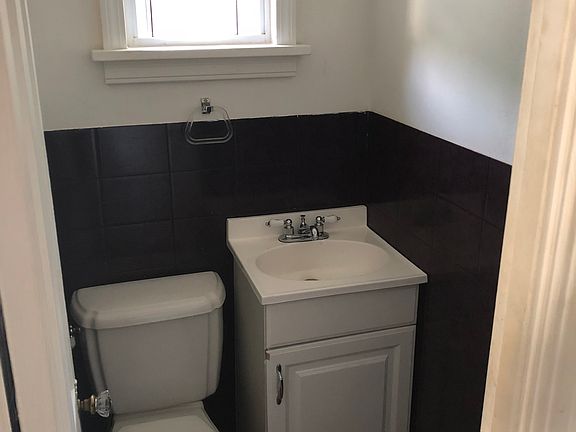 2nd image of 17809 Ponciana Ave