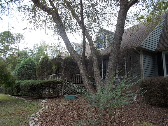 hot tub on front porch