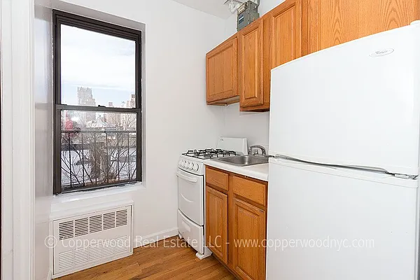 Rented by Copperwood Real Estate | media 20