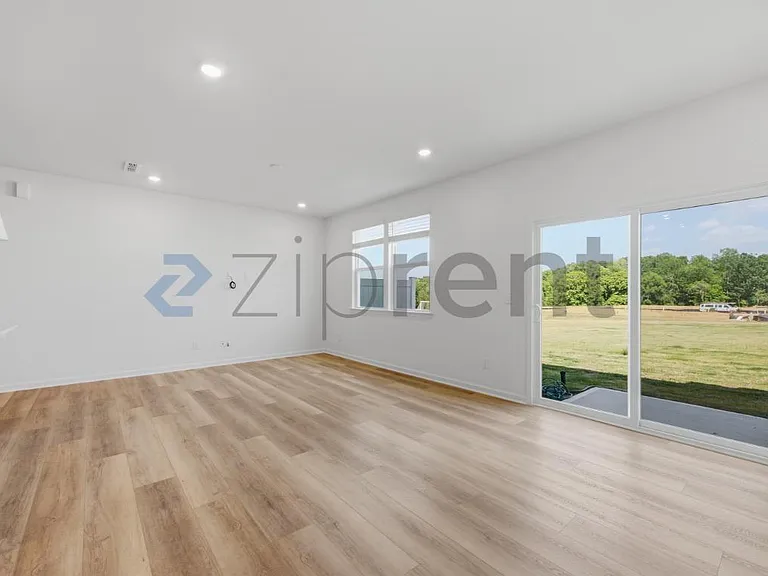 6212 Old Tavern Dr — Photo 8