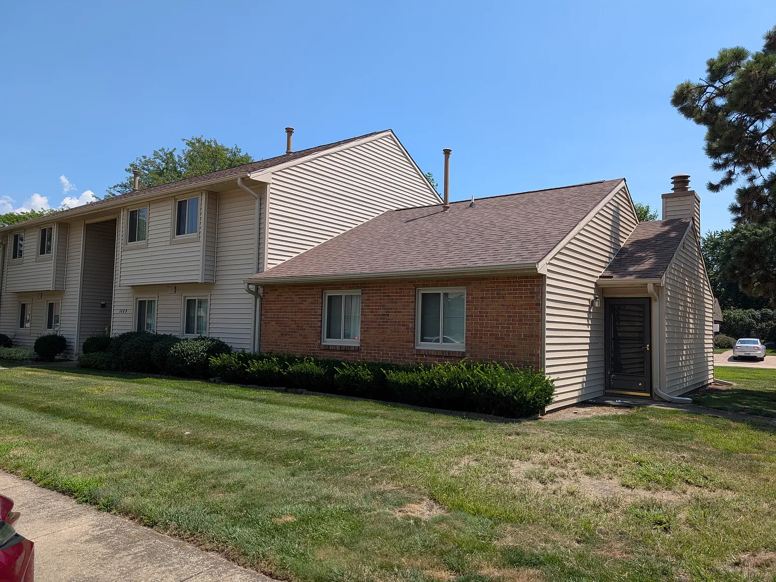 1609 Lyndhurst West Drive Unit D - 1 — Photo 2