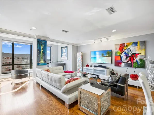 222 S Caldwell St Unit 1612, Charlotte, NC 28202