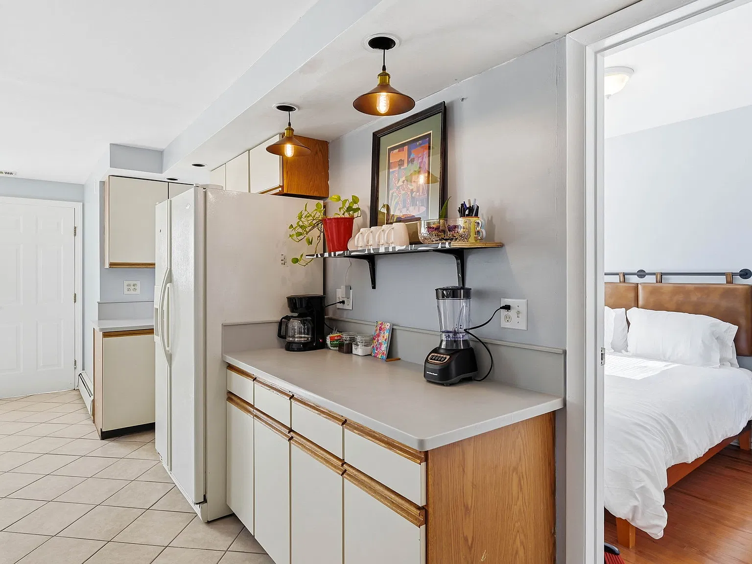 2 bed, $3,600 — Photo 3