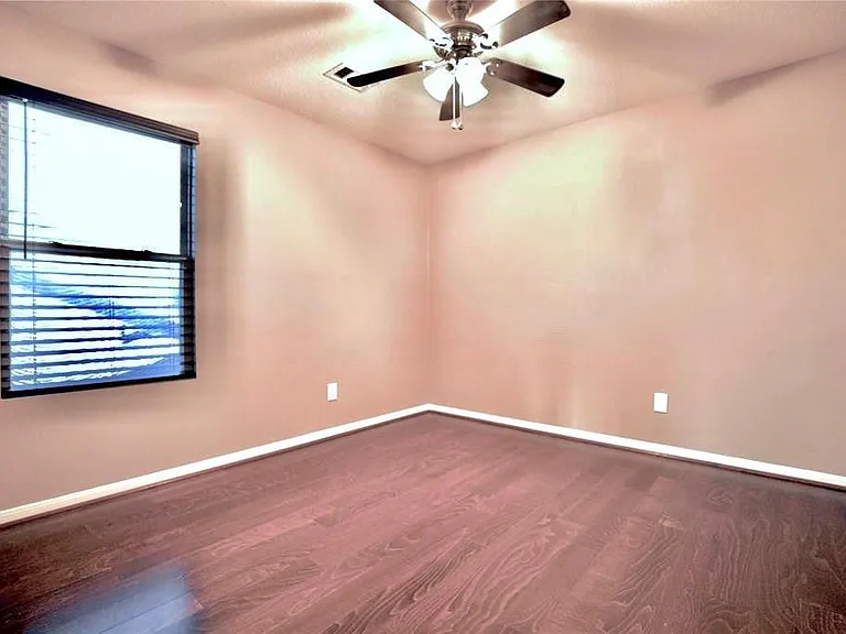 3503 Barkers Crossing Ave — Photo 16