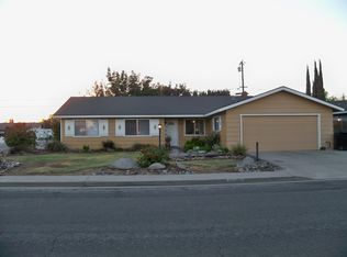 2036 Neill Way, Hanford, CA 93230
