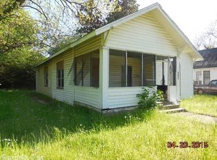 1404 W 17th Ave, Pine Bluff, AR 71603