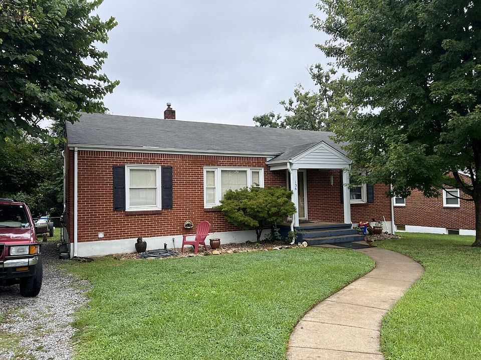 1st image of 136 Wentworth Ave NE