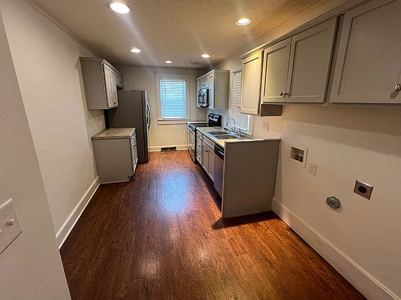 4th image of 329 Ligon St