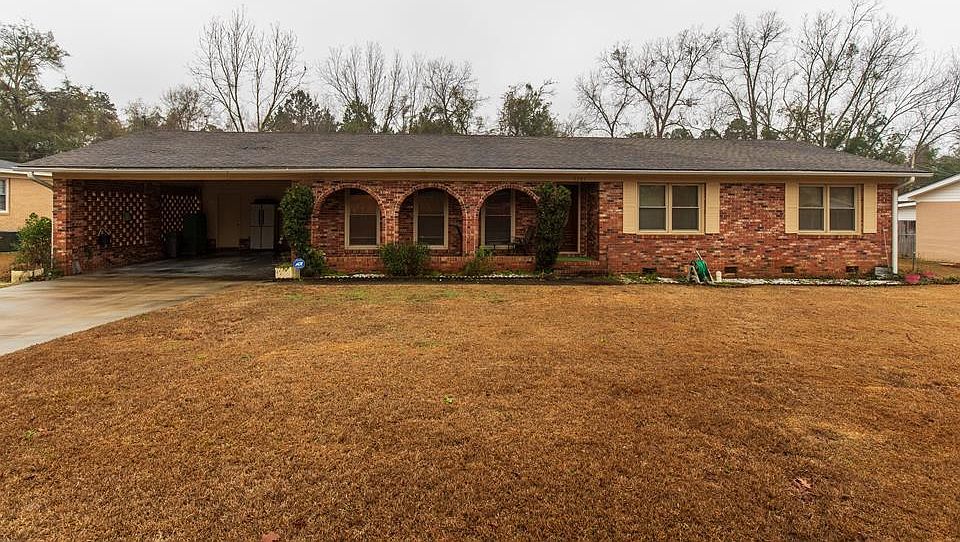 1st image of 3881 Camellia Dr