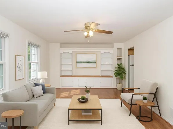 1822 Foxdale Ct, Crofton, MD 21114