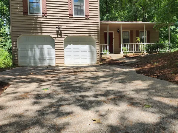 5389 Martins Crossing Rd, Stone Mountain, GA 30088