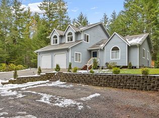 18335 NW Stavis Bay Rd, Seabeck, WA 98380