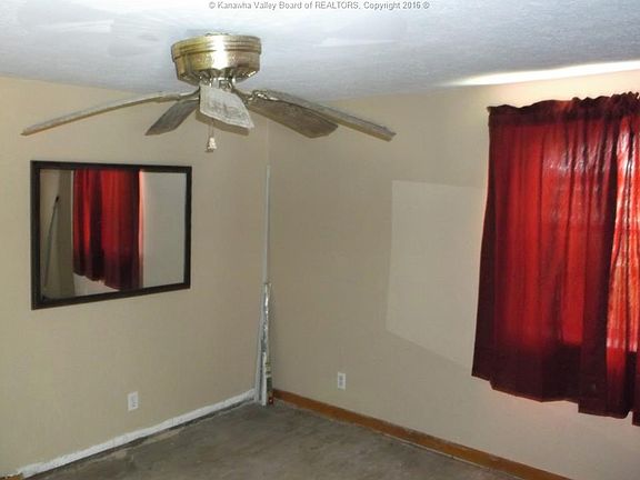 5th image of 1631 Sugar Creek Dr