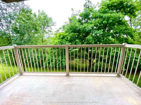 1450 Bishops Gate, Oakville, ON