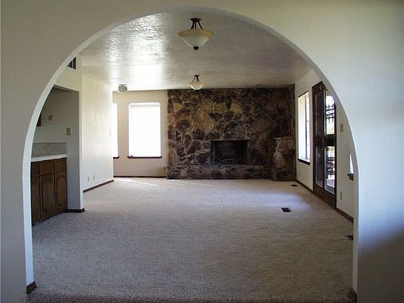 4th image of 13460 Desert Hills Pl NE