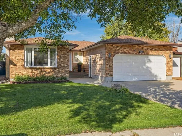 246 Hansen DRIVE, Regina, SK S4X 2Y6