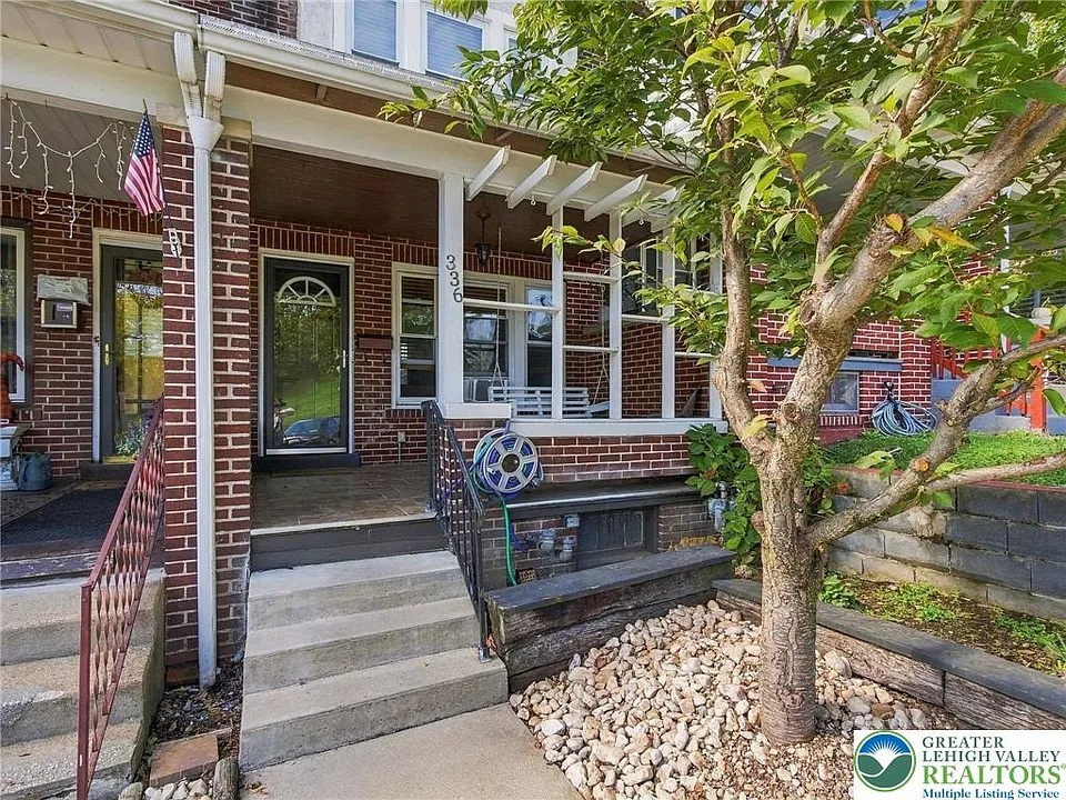 336 S 14th St