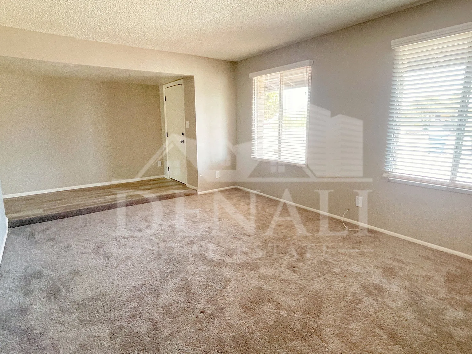 4 bed, 2.0 bath, 1968 sqft, $2,195 — Photo 3