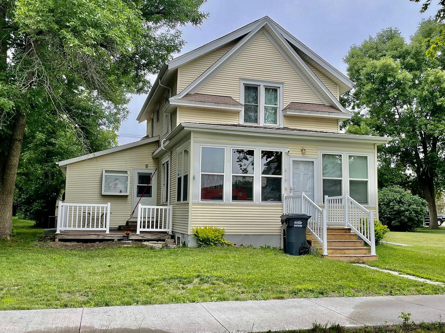 619 Chicago St, Lakefield, MN 56150 Zillow