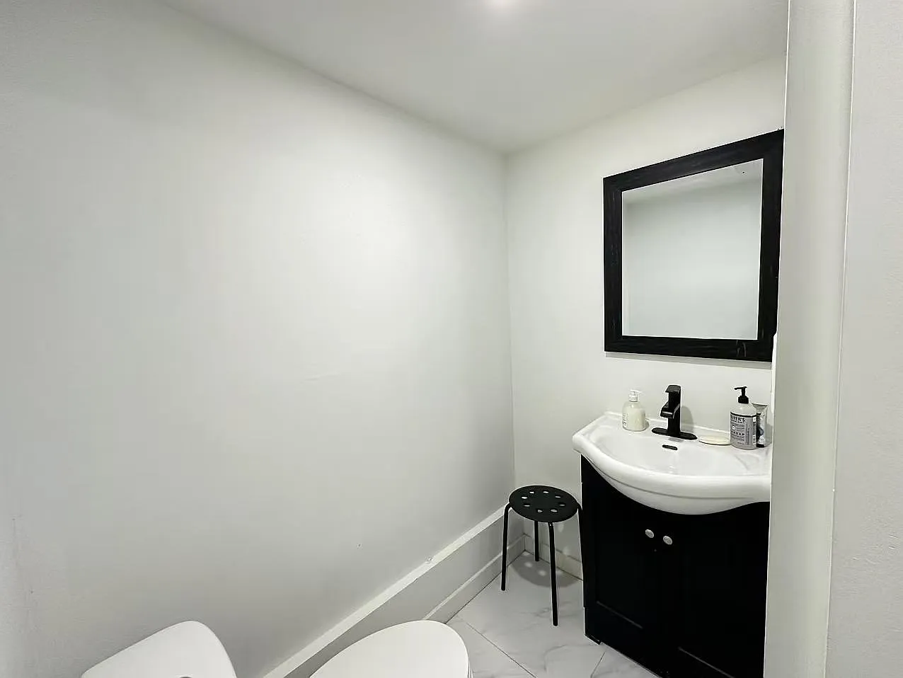 2 bed, $2,034 — Photo 3