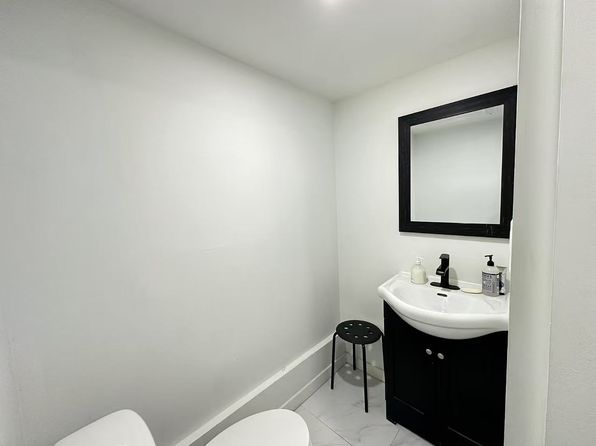 3 bedroom rental in Richmond — photo 3