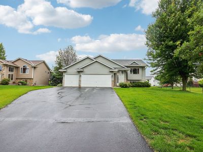 550 Woodduck Trl, Lino Lakes, MN, 55014