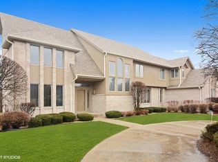 2740 Acacia Ct S, Buffalo Grove, IL 60089