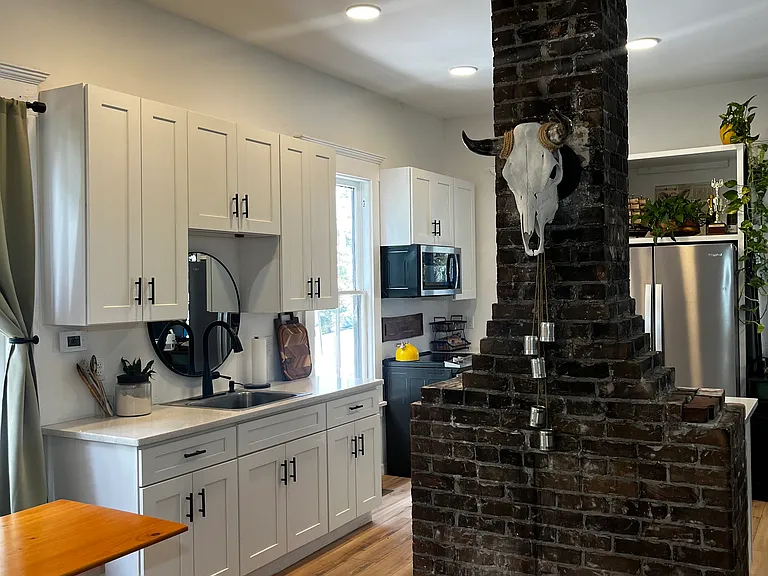 1407 Walnut St — Photo 13