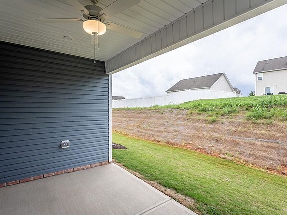 4th image of 118 Custer Dr