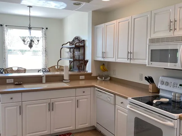 3465 Laurel Greens Ln #103, Naples, FL 34119