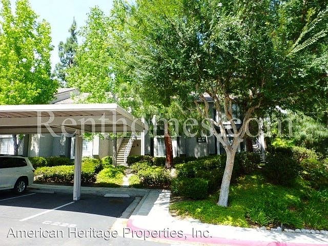 1st image of 14996 Avenida Venusto Unit 32