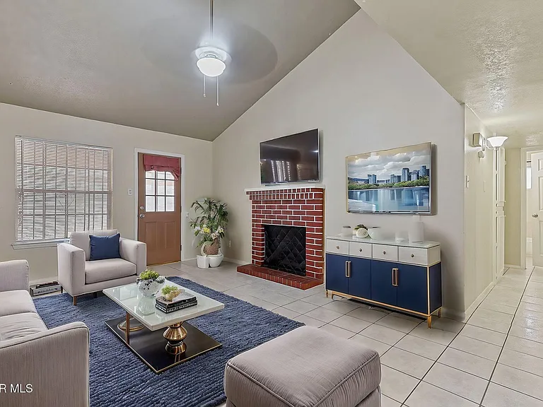 10948 Casey Stengel Pl — Photo 5