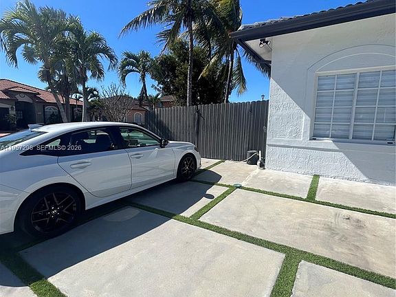 5th image of 14200 SW 160th Ct