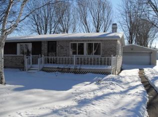 W2085 Humble Ln, Forest Junction, WI 54123