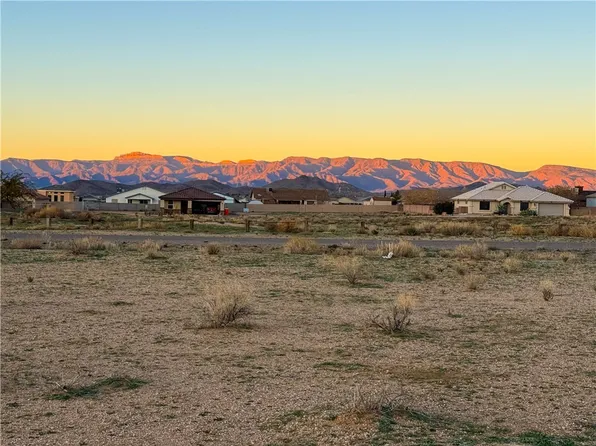 7324 E Squaw Creek Dr, Kingman, AZ 86401