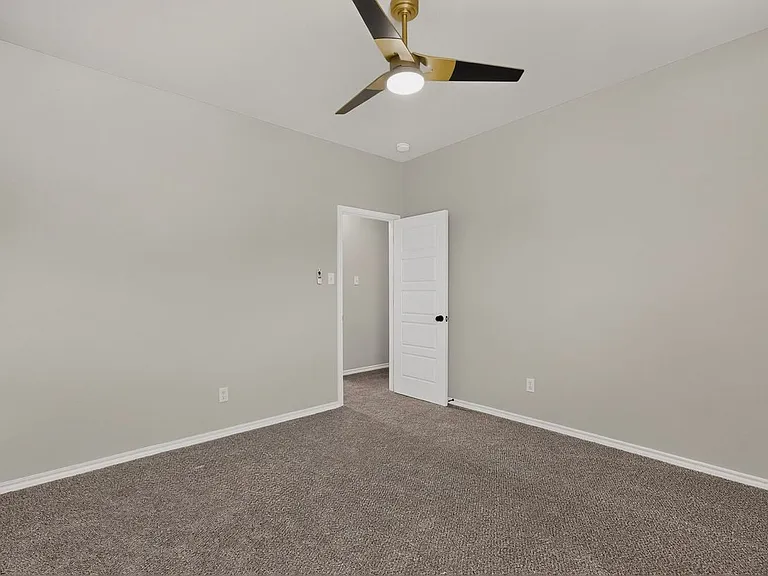 10423 Green Pr — Photo 25