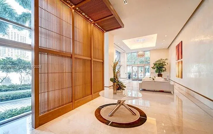 1060 Brickell Condo — Photo 3