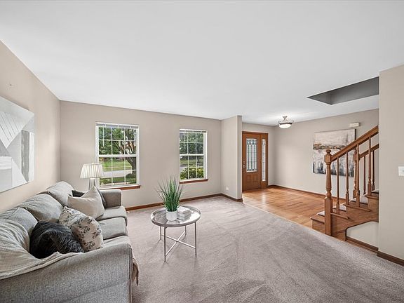 3rd image of 3423 Interlochen Ln