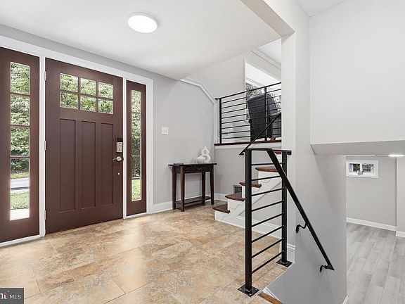 5th image of 6401 Greentree Rd