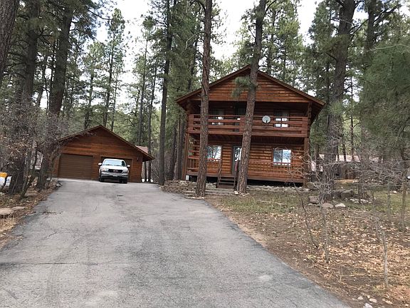 Front of home and Garage