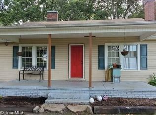 3066 Greenhill Rd, Snow Camp, NC 27349