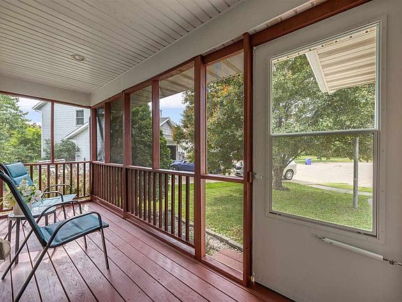 2nd image of 518 Tulip Ct