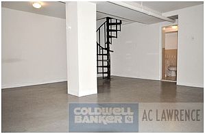 3rd image of 156 E 85th St APT 1C