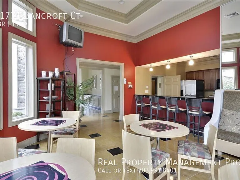 21771 Bancroft Ct — Photo 28