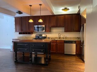 646 W Belden Ave, Chicago, IL 60614